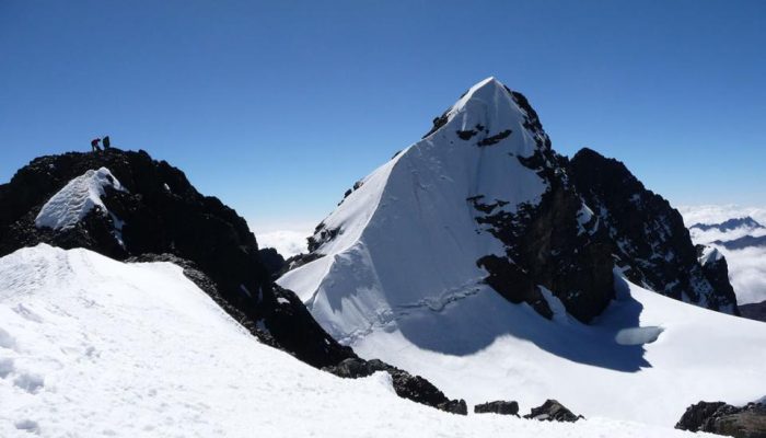 Ascension Pequeño Alpamayo