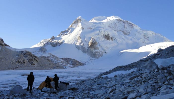 CAMP HAUT CHEAROCO (5.150 m alt) / REPOS