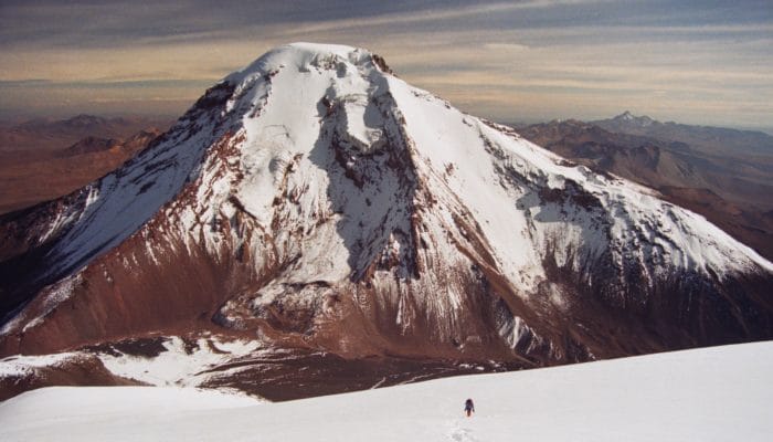 ASCENSION DU VOLCAN PARINACOTA - SOURCES THERMALES - SAJAMA – LA PAZ