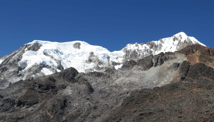 CAMP DE BASE DE L’ILLAMPU - LACATIYA - LA PAZ 