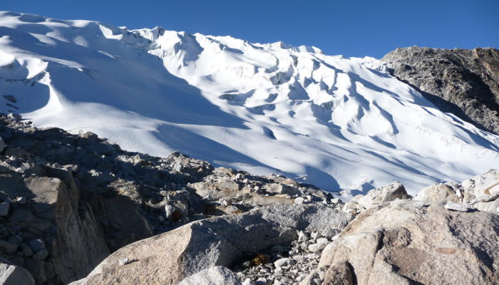 CAMP DE BASE CHACHACOMANI - CAMP HAUT CHACHACOMANI (5130 m alt)