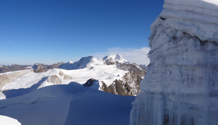 Rock Climbing & Trek Peaks dans la Cordillère Royale