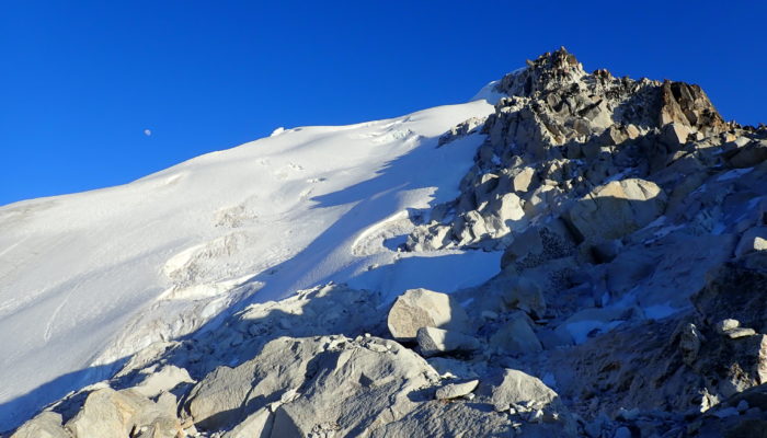 ASCENSION DU JANQU LAYA (5.545 m alt. )