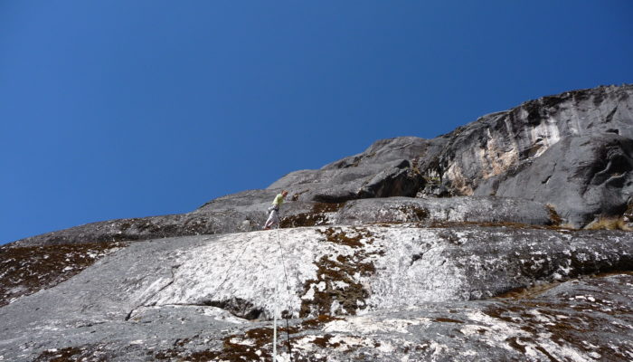 REFUGE SANTOS  / ROCK CLIMBING (4.400m alt. )