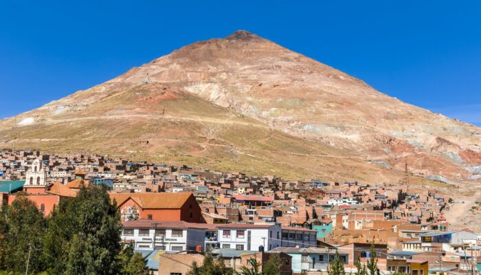 Là-haut sur la montagne du Cerro Rico