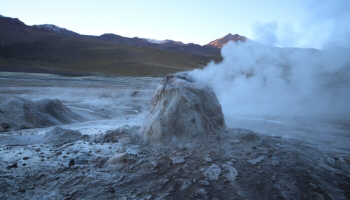 SAN PEDRO DE ATACAMA / GEYSERS DEL TATIO (4.280 m alt.) 